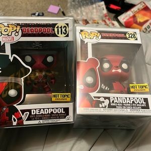 2 Deadpool Funkos